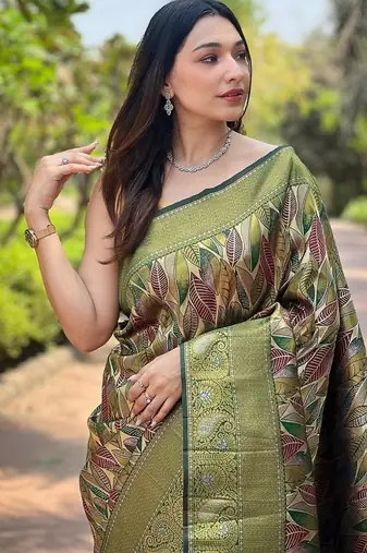 Mehndi Green  Kanchipuram silk blend Saree 