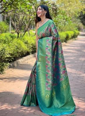 Green  Kanchipuram silk blend Saree  2