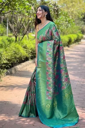 Green  Kanchipuram silk blend Saree 