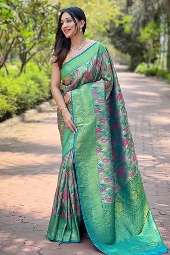 Green  Kanchipuram silk blend Saree 