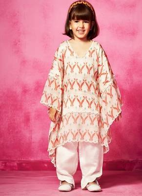 Pink printed satin kurta set 1