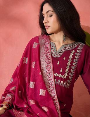Women's magenta colour kurta set pants stitched and woven dupatta set 3