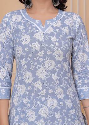 Sky blue floral printed  stright kurta trouser set with printed dupatta 2