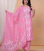 Pink  floral printed  stright kurta trouser set with printed dupatta
