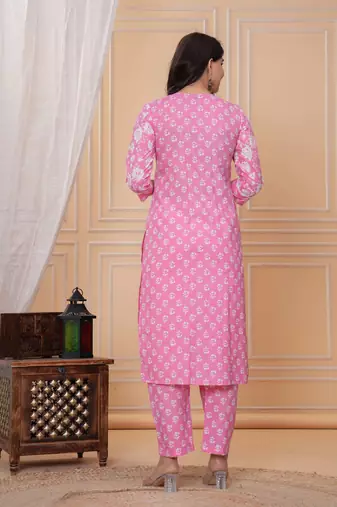Pink  floral printed  stright kurta trouser set with printed dupatta