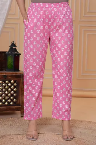 Pink  floral printed  stright kurta trouser set with printed dupatta
