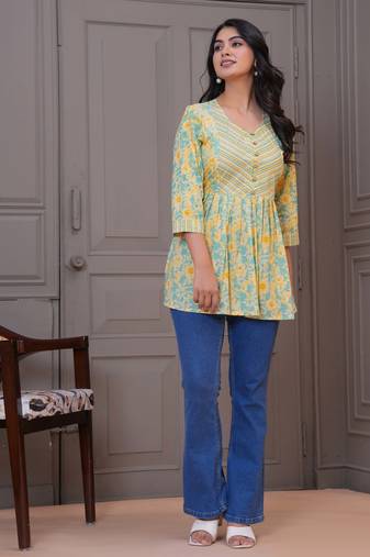Yellow & green floral flared printed kurta