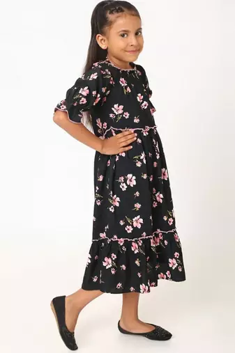 Stylish midi dress for girls in printed crepe fabric-blackmulti