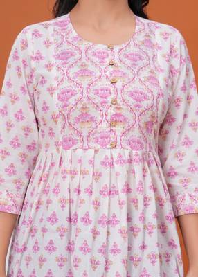 White & pink butta flared printed kurta 2