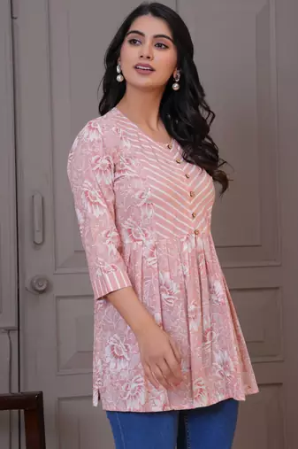 Peach floral flared printed kurta