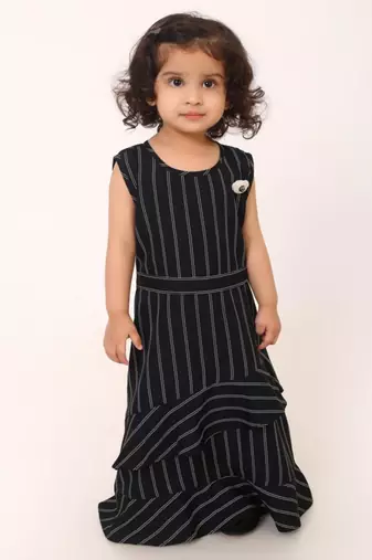 Elegant long sleeve designer dress for girls-black
