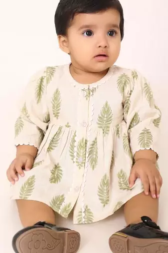 Charming cotton two-piece set for baby girls-cream