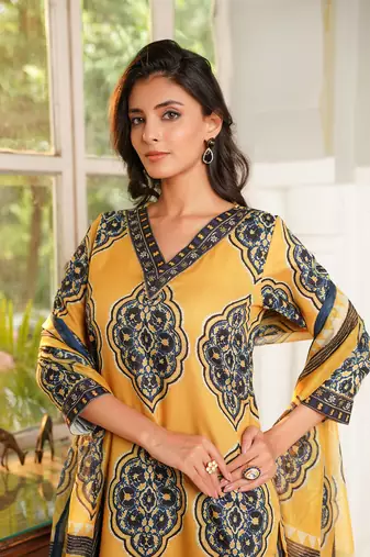 Women yellow rayon blend ethnic motifs printed straight kurta trousers with dupatta