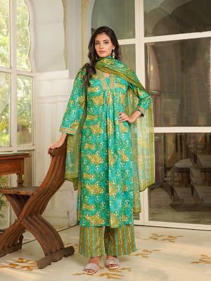 Women green rayon blend ethnic motifs printed straight kurta palazzos with dupatta 5
