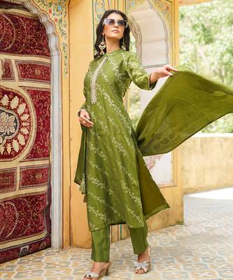 Women olive silk blend floral printed straight kurta trousers with dupatta 3