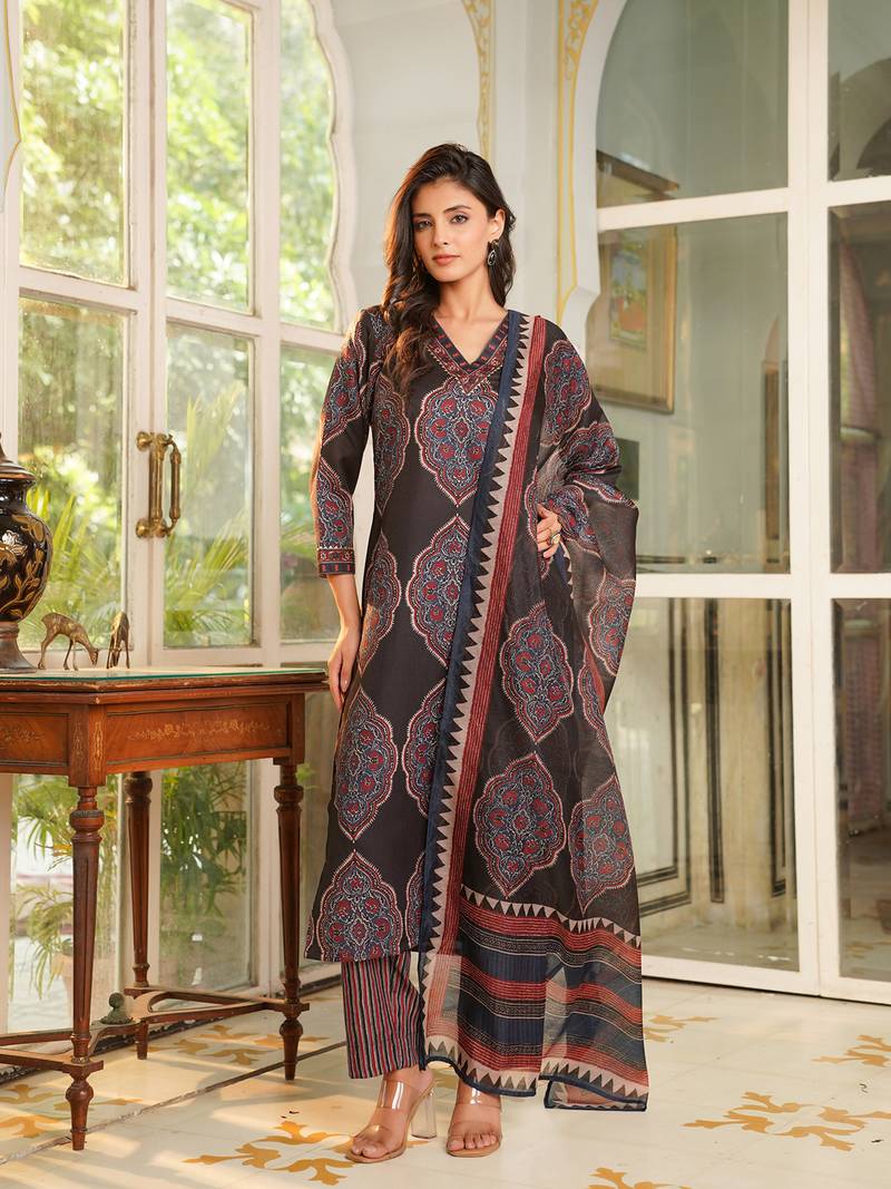 Women black rayon blend ethnic motifs printed straight kurta trousers with dupatta