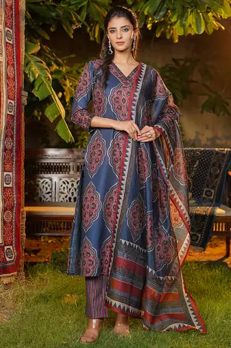 Women blue rayon blend ethnic motifs printed straight kurta trousers with dupatta