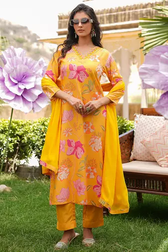 Women yellow silk blend floral printed straight kurta trousers with dupatta