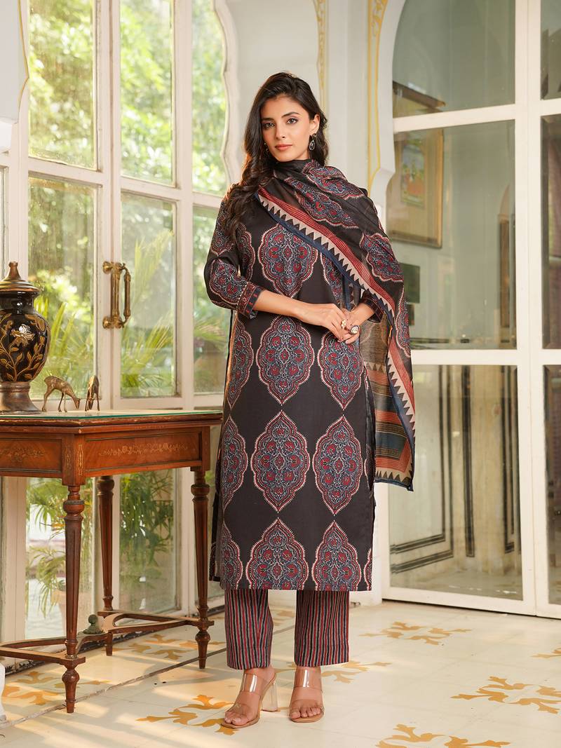Women black rayon blend ethnic motifs printed straight kurta trousers with dupatta