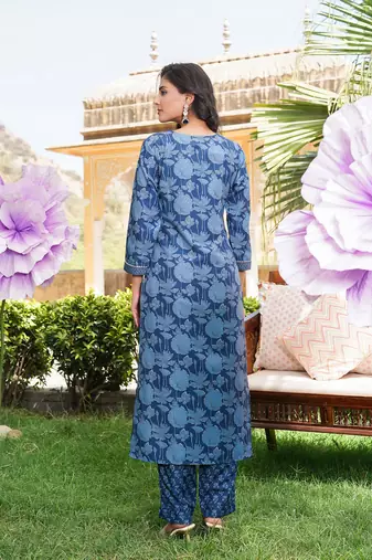 Women blue rayon blend floral printed straight kurta trousers with dupatta