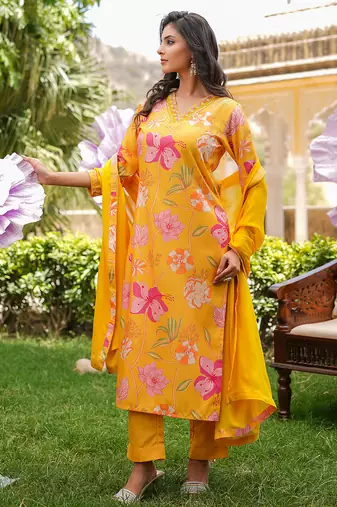 Women yellow silk blend floral printed straight kurta trousers with dupatta