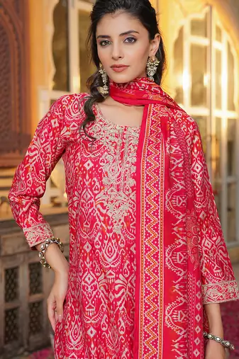 Women red silk blend ikat embroidered straight kurta trousers with dupatta