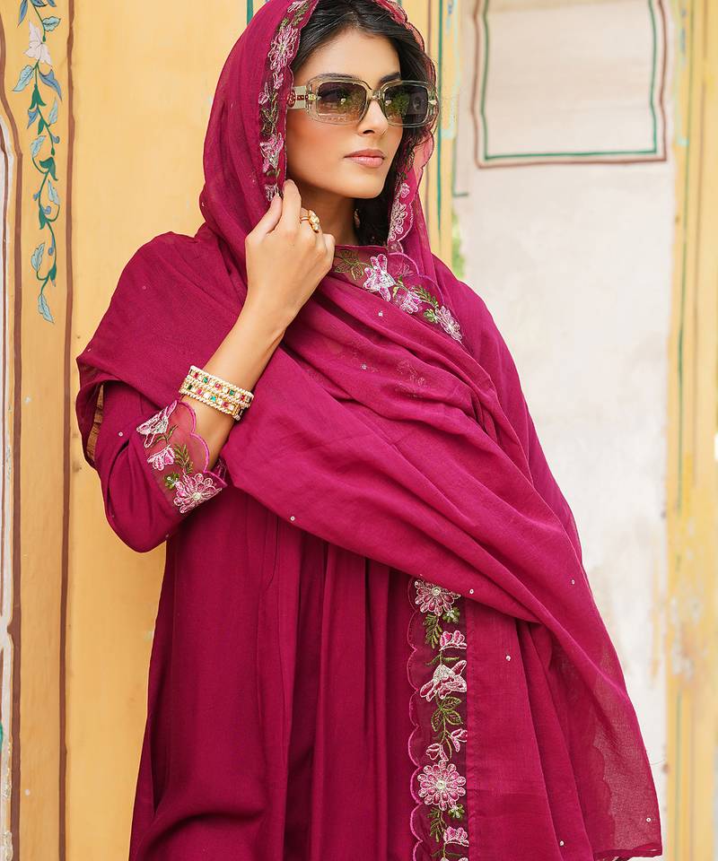 Women purple viscose rayon solid embroidered straight kurta trousers with dupatta