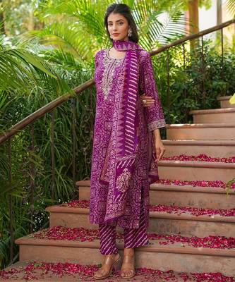 Women purple silk blend floral embroidered straight kurta trousers with dupatta 3