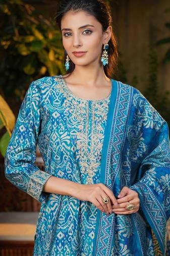 Women blue silk blend ikat printed straight kurta trousers with dupatta