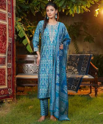 Women blue silk blend ikat printed straight kurta trousers with dupatta 2