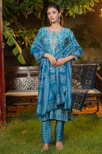Women blue silk blend ikat printed straight kurta trousers with dupatta
