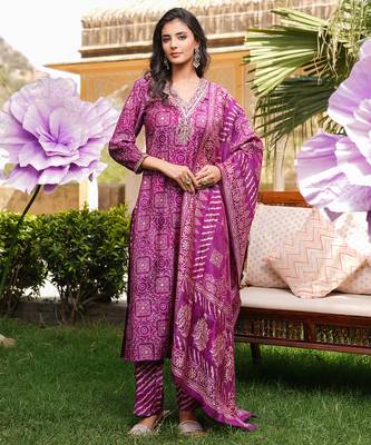 Women purple silk blend floral embroidered straight kurta trousers with dupatta 2