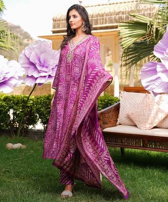 Women purple silk blend floral embroidered straight kurta trousers with dupatta 3