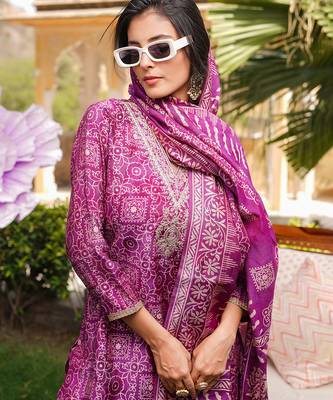 Women purple silk blend floral embroidered straight kurta trousers with dupatta 5