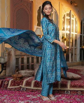 Women blue silk blend ikat printed straight kurta trousers with dupatta 4