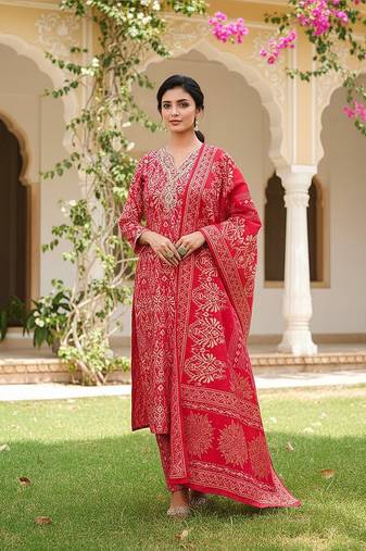 Women red silk blend ikat printed straight kurta trousers with dupatta