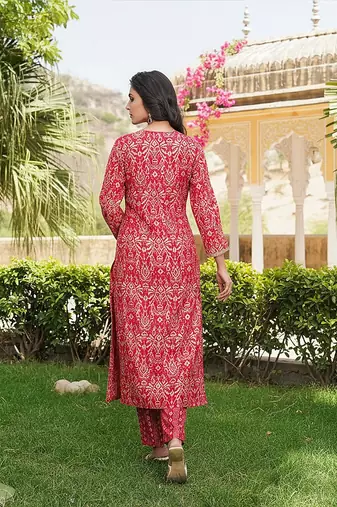 Women red silk blend ikat printed straight kurta trousers with dupatta