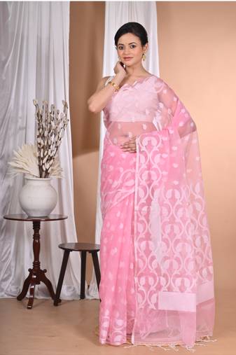 Pink Jamdani Saree With Blouse Piece