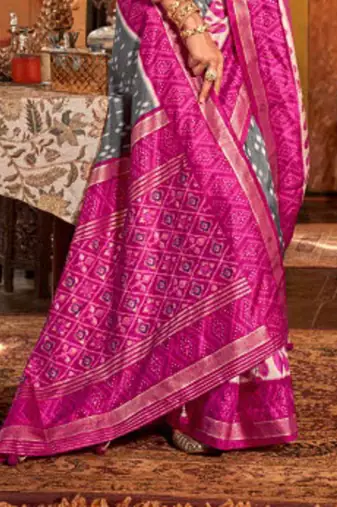 Grey silk blend printed saree with unstitched blouse
