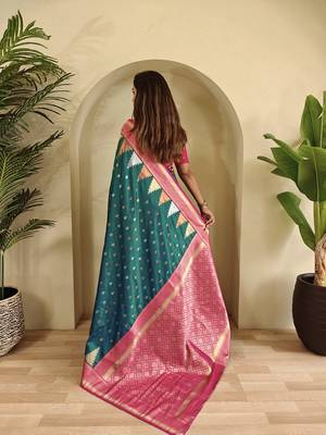 Teal Kanchipuram silk blend Saree 4