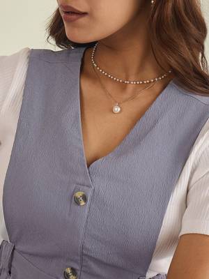 Lavender solid pinafore dress with button 4