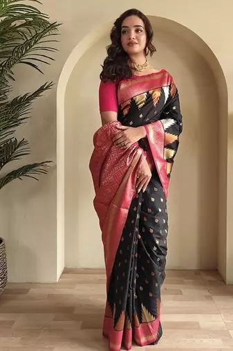 Black Kanchipuram silk blend Saree