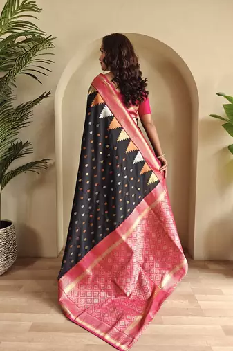 Black Kanchipuram silk blend Saree