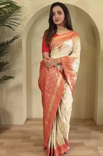 White Kanchipuram silk blend Saree