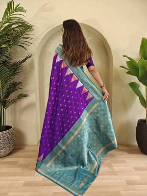 Purple Kanchipuram silk blend Saree 4