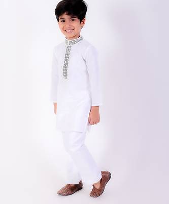 White cotton plain kurta pyjama 4