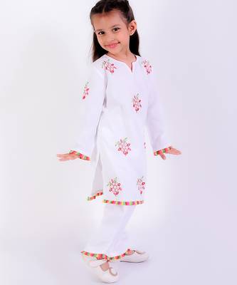 White cotton embroidered kurta set 3