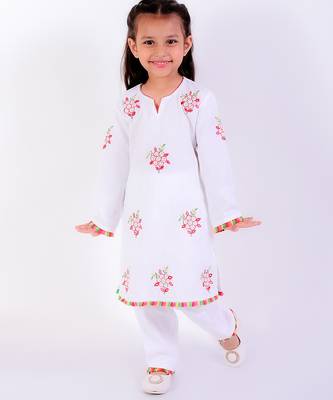 White cotton embroidered kurta set 1