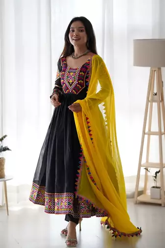 Dandiya Navratri Full Flared Black Anarkali With Embroidered Dupatta