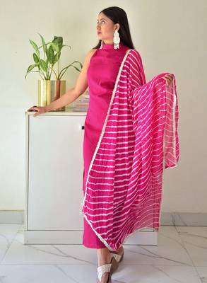 High Neck Stylish Suit Set Floral Pink embroidered Traditional Wear Suit Set  5